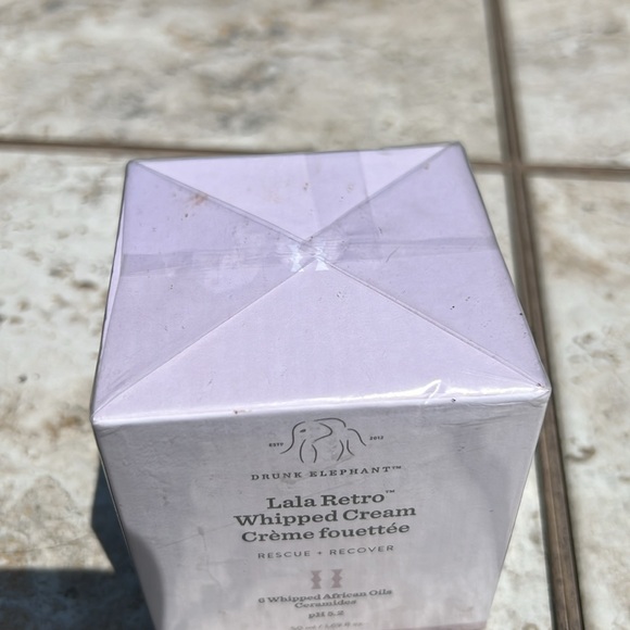 Drunk Elephant Lala Retro Whipped Cream Moisturizer - White - Picture 2 of 5